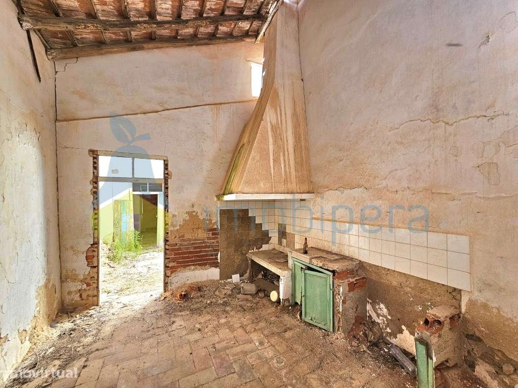 Quinta, com urbano de 312 m2. com possibilidade para construção de ... - Grande imagem: 3/41