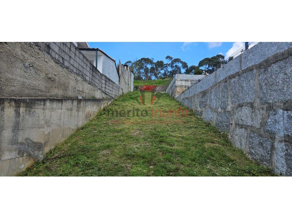 Terreno de Construção para Venda em LORDELO - GMR-16