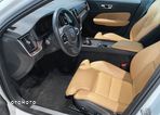Volvo V60 Cross Country B4 D AWD Geartronic - 2