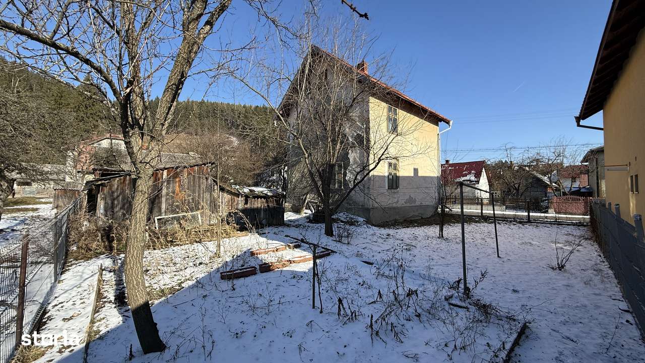 Casă veche și teren 373 mp , zonă bună în Câmpulung Moldovenesc-3