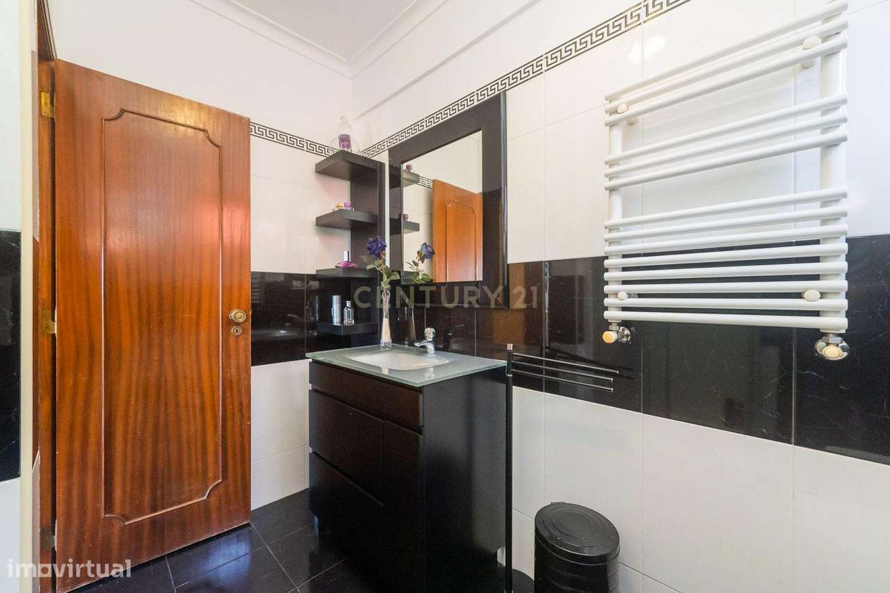 Sintra moradia T5,  lote com 360m2, garagem 65m2-36