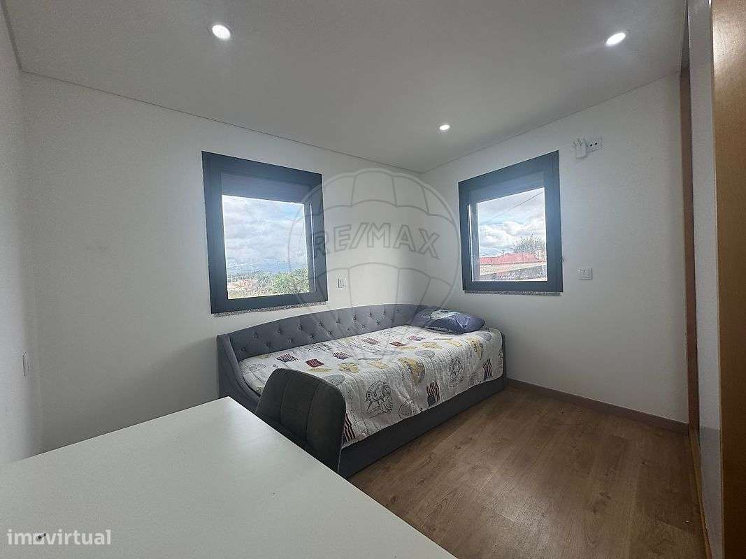 Moradia T2 para venda-11