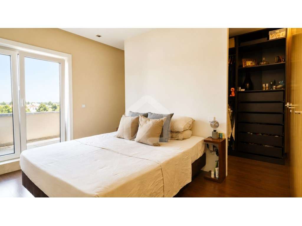 Penthouse T3 Duplex, com terraço no Centro da Cidade-19