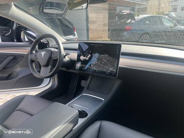 Tesla Model 3 Long-Range Dual Motor AWD - 16