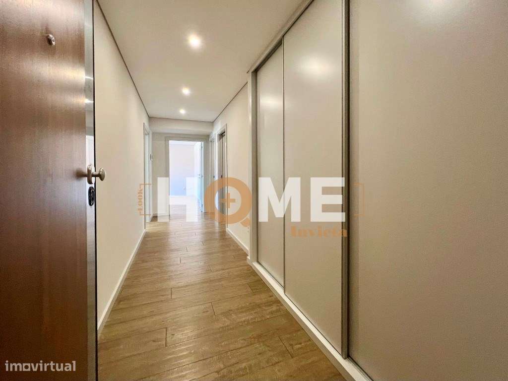 EXCELENTE Apartamento T3 NOVO | em plena Av. da Boavista-12