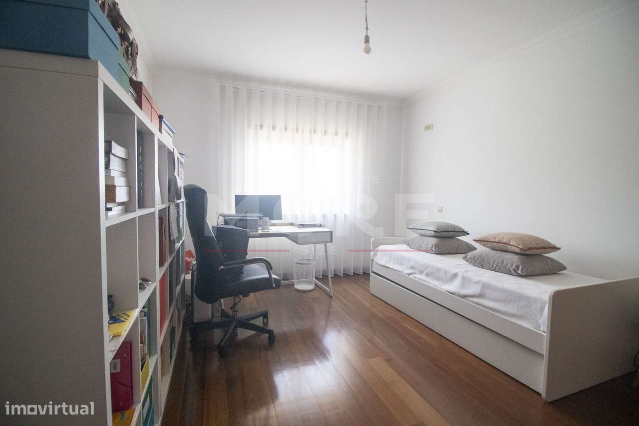 Moradia T5 independente de Gaveto - Caldas da Rainha-27