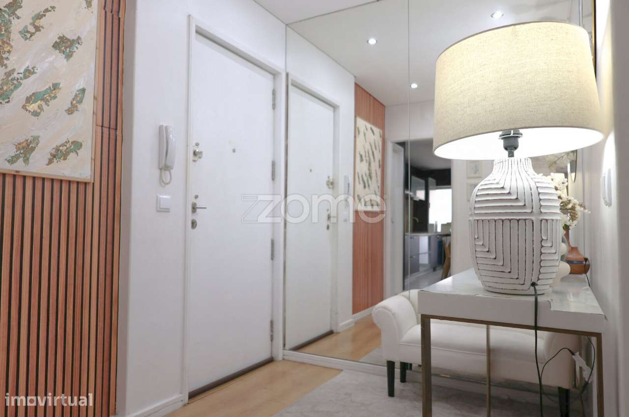 Apartamento T2 renovado localizado no centro da Póvoa de Varzim-9