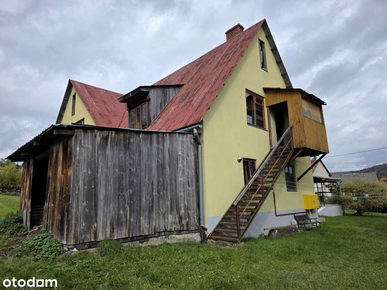 INWESTYCJA W UZDROWISKU - PENSJONAT Z POTENCJAŁEM!!!-12