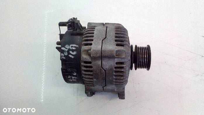 Alternator Volkswagen Polo III 1,6 B 028903025H - 3