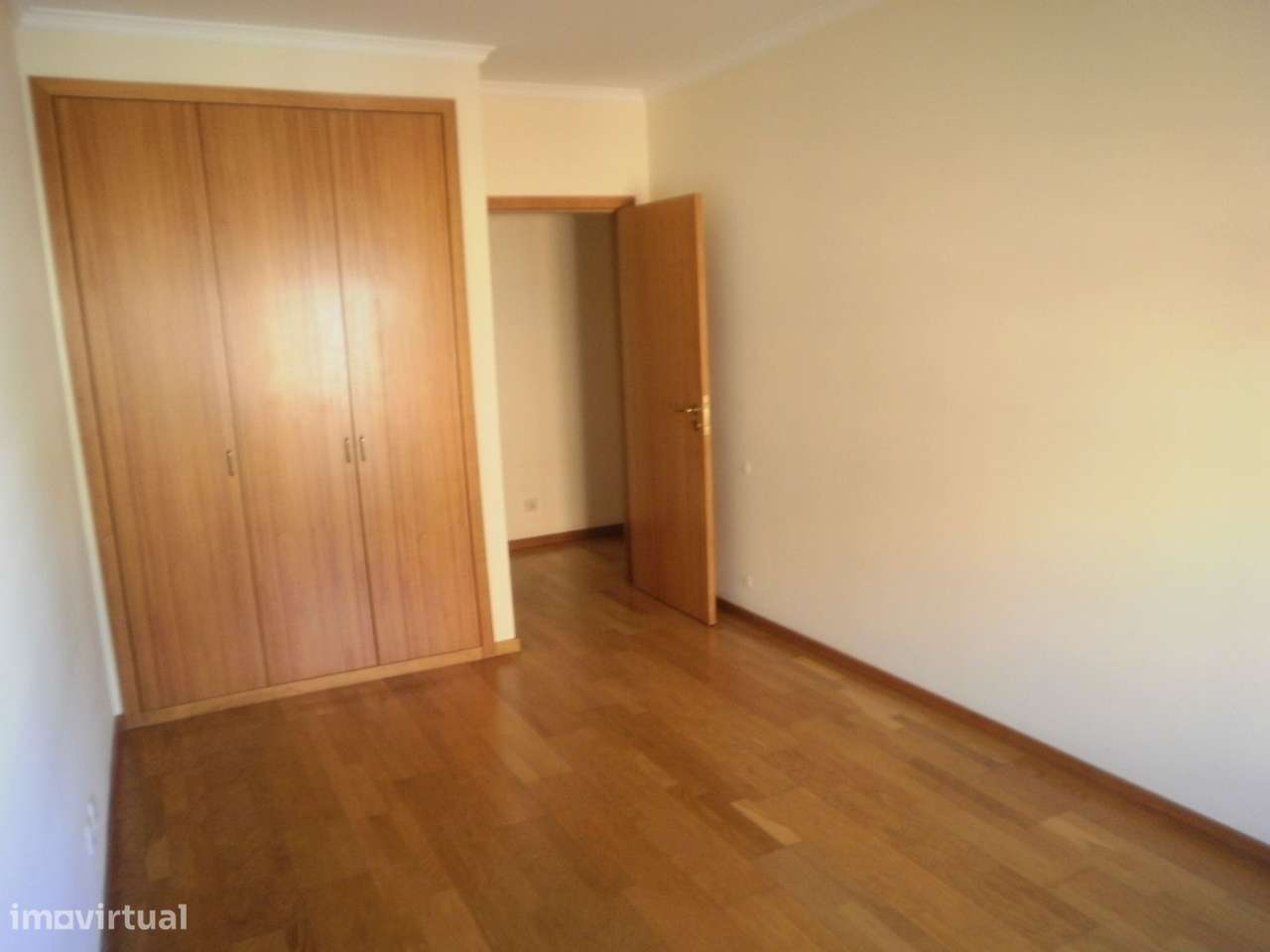 Alugo Apartamento T2 SD. São Félix da Marinha - Grande imagem: 3/12