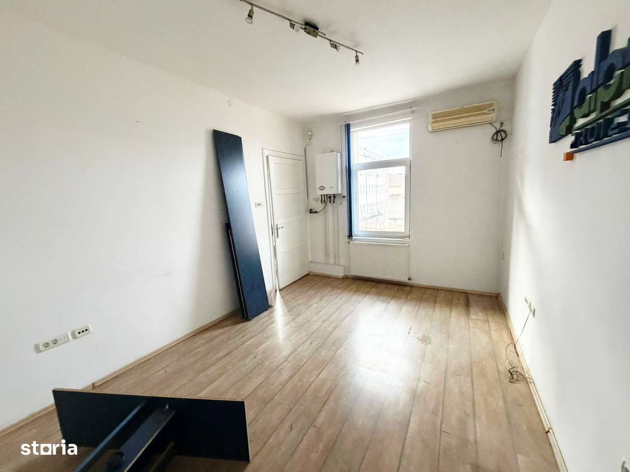 Apartament 2 camere decomandat, centrala – Revolutiei-3