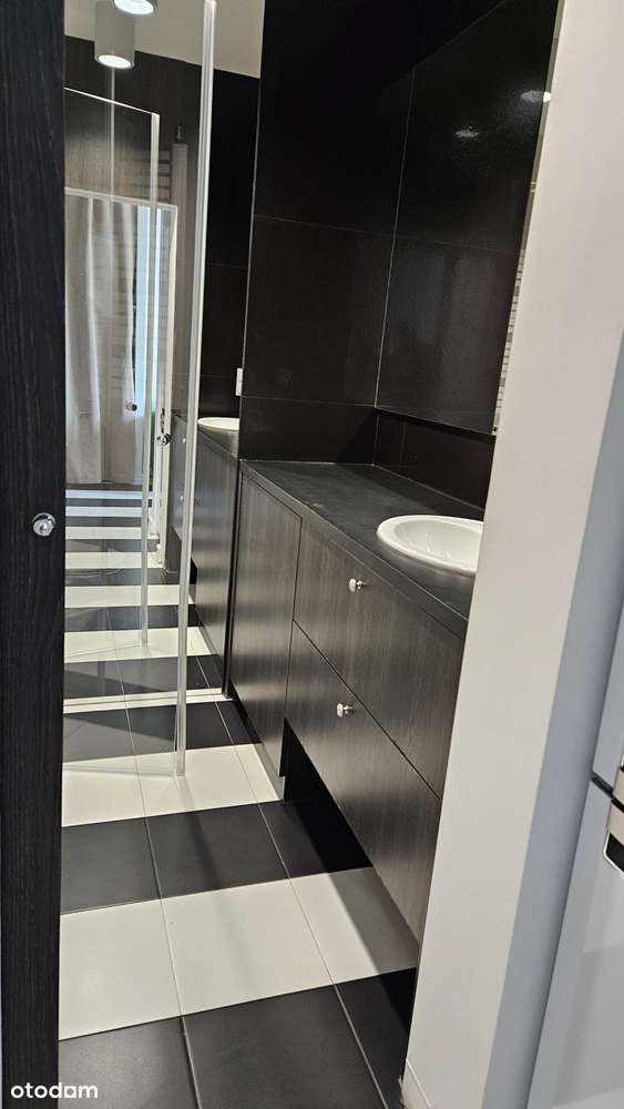 Kawalerka w samym centrum z oddzielną sypialnią - Pełny obrazek: 4/8