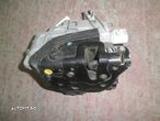 Incuietoare Broasca stanga/ Dreapta Spate  Audi A4 B8 8k0839016c - 5