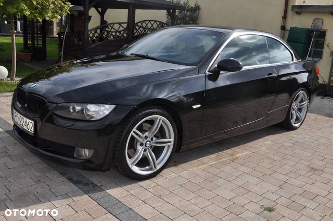 BMW Seria 3 325d DPF Cabrio - 32