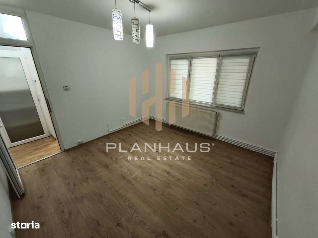 Spațiu comercial de vânzare – Petru Rareș, lângă Școala Nr. 3 - Imagine principală: 3/7