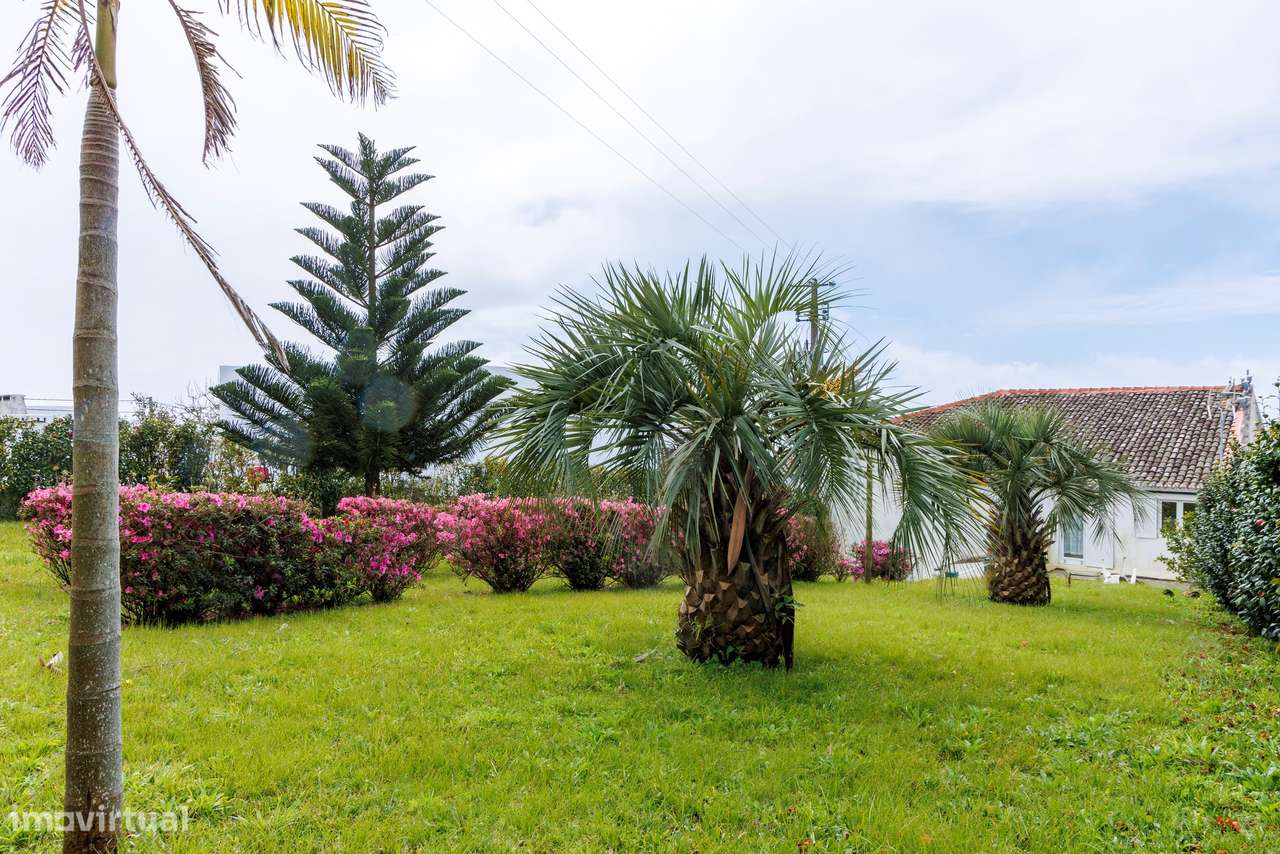 Moradia T7 com vista mar preparada para Alojamento-31