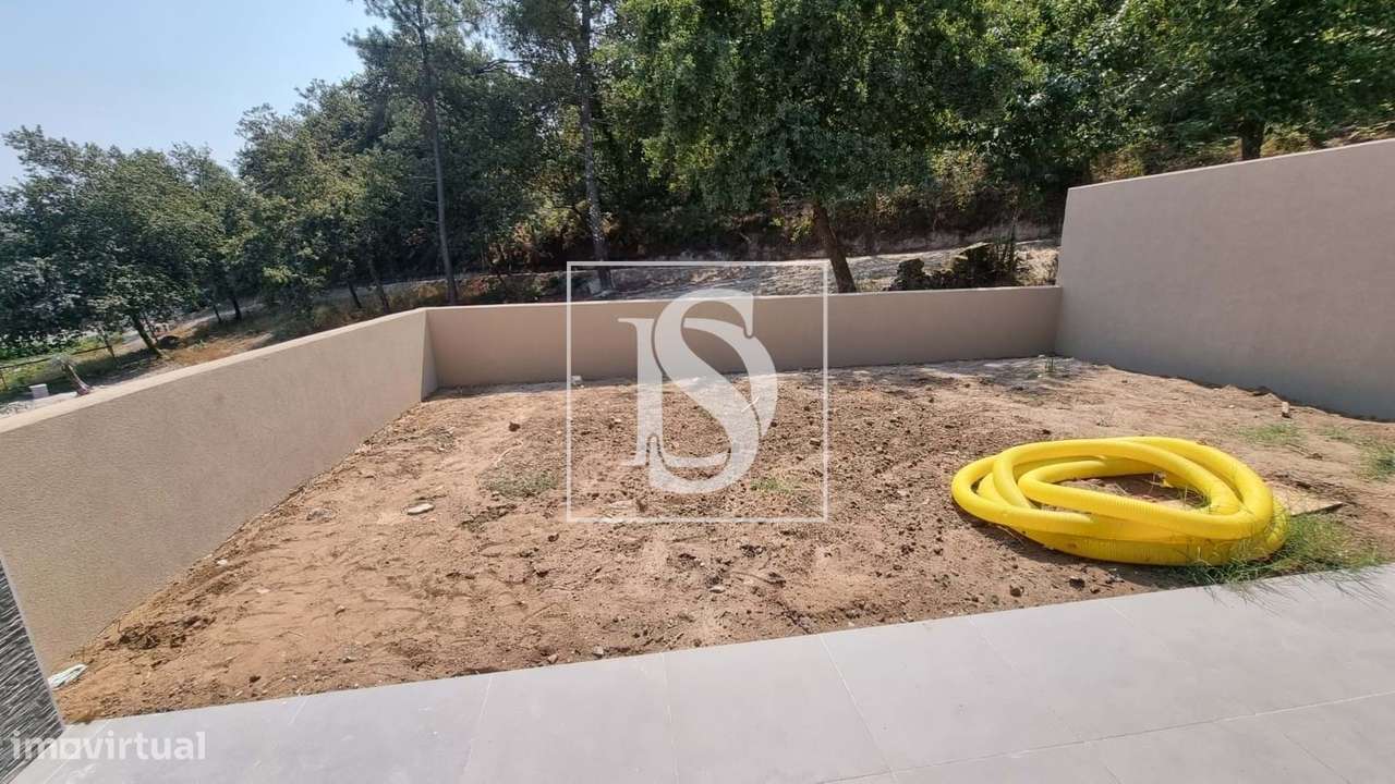 Vivendas T3 em banda situadas em Lanhoso- Póvoa de Lanhoso-15