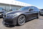 BMW 520 e Pack M - 30