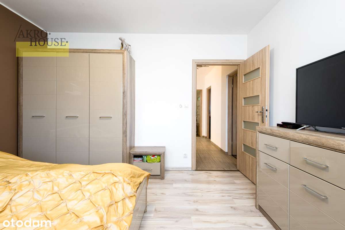 ✅ Dom w Centrum z Ogrodem, Altaną i Garażem ✅-10