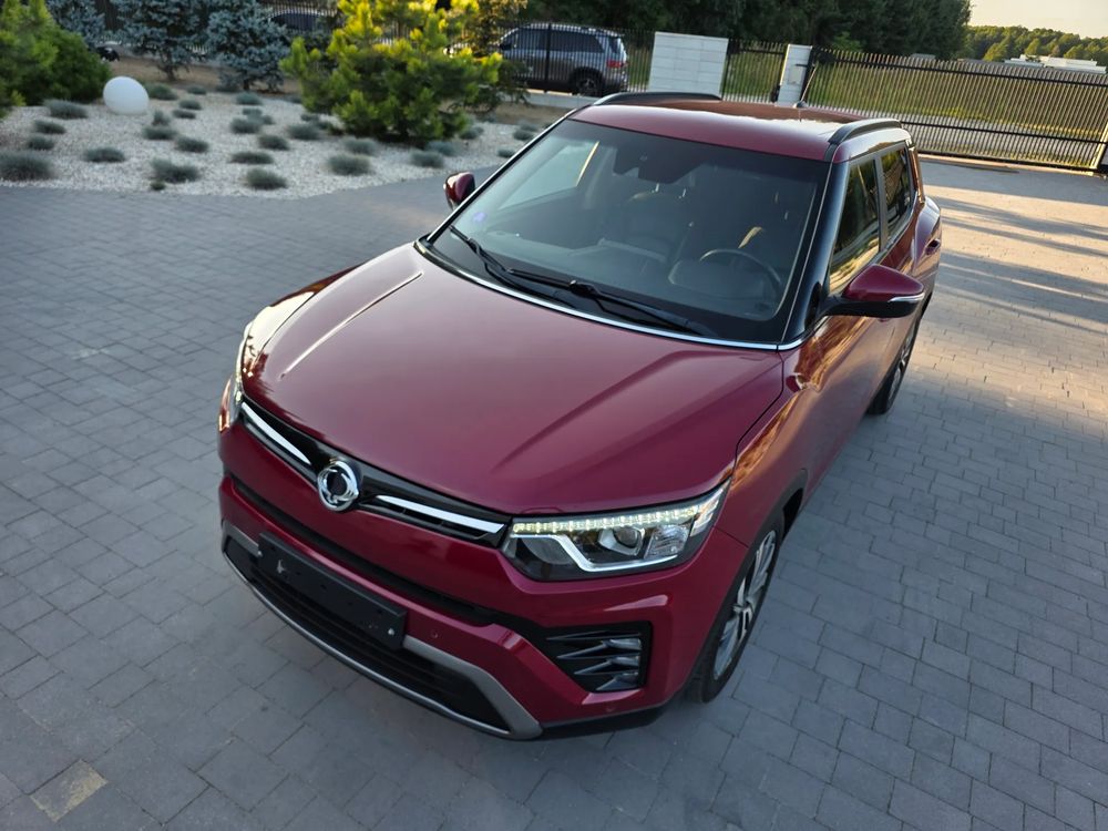 Ssangyong / KG Mobility Tivoli 1.5 T-GDI 2WD Automatik Amber 2021