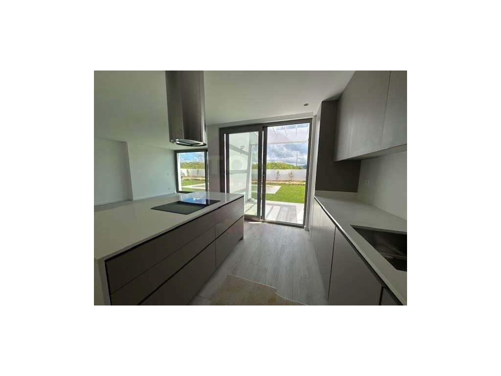 **Moradia de Luxo com Vista Deslumbrante para o Palácio da Pena**-17