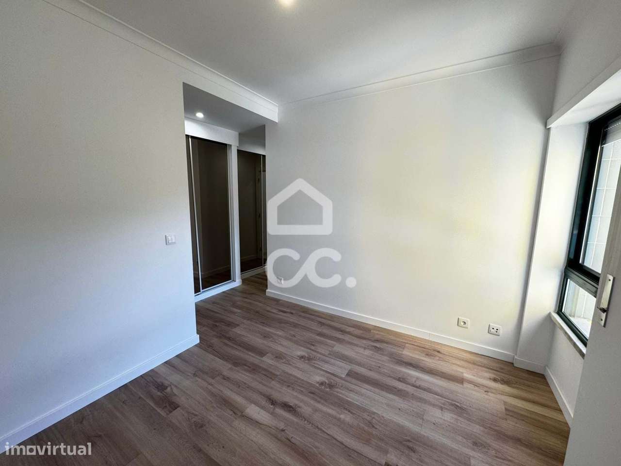 Apartamento T3 com Varanda e Arrecadação em Feijó-18