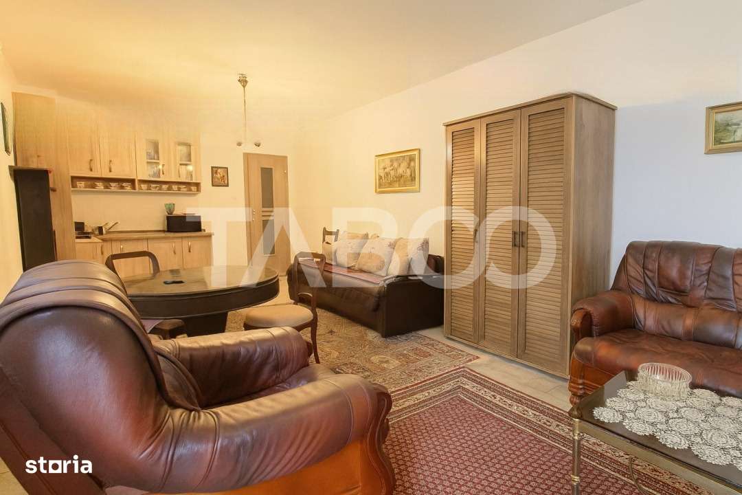 Garsoniera renovata de vanzare mobilata utilata  strada Ocnei - Imagine principală: 2/12