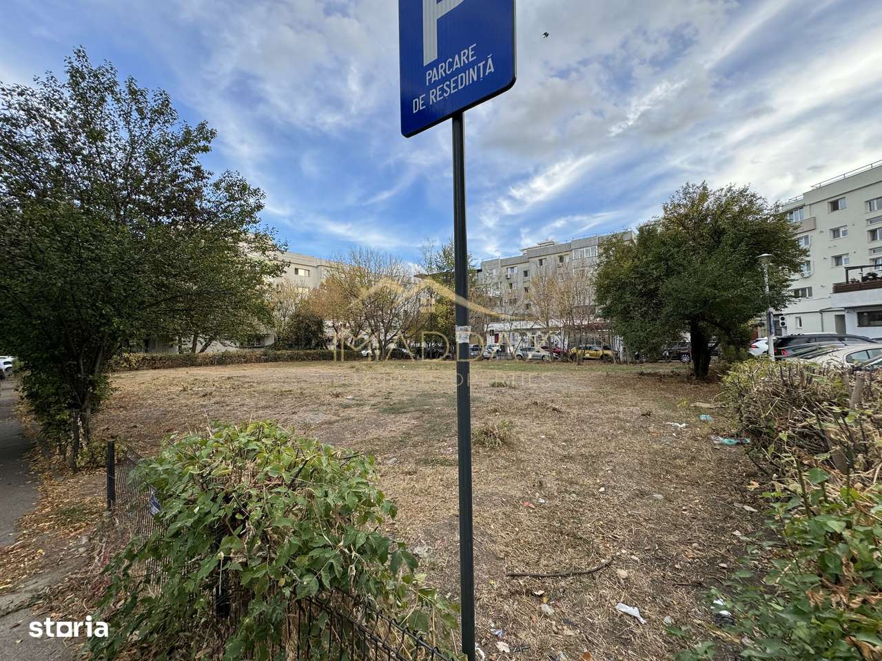 Teren Intravilan ***1155mp*** 2S+P+2E+3R // zona Aviației - Imagine principală: 4/9