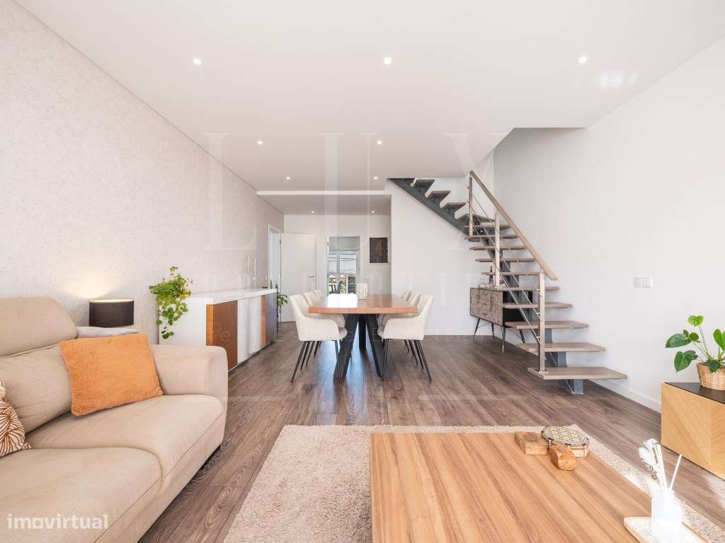Apartamento T2 Duplex | Fala, São Martinho do Bispo-0
