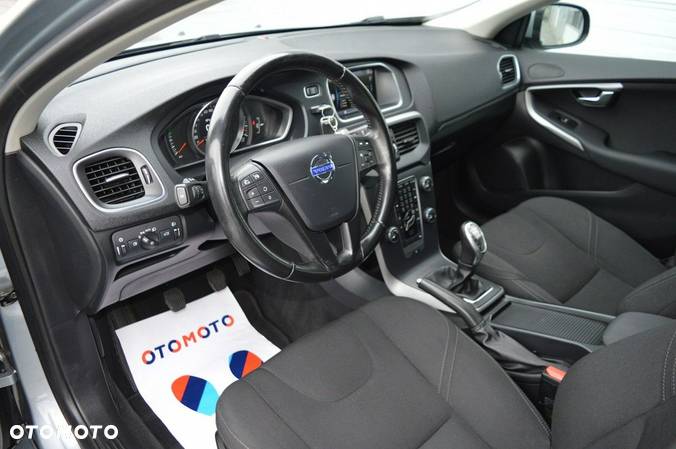 Volvo V40 CC D2 Kinetic - 19