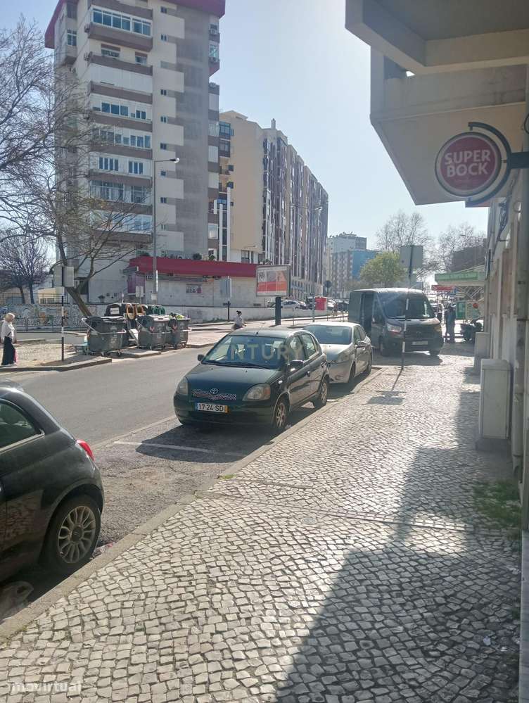 T1 Usado Centro Almada - Oportunidade Única!-10