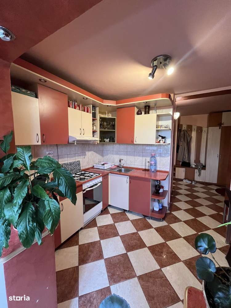 Apartament de închiriat - Imagine principală: 4/8
