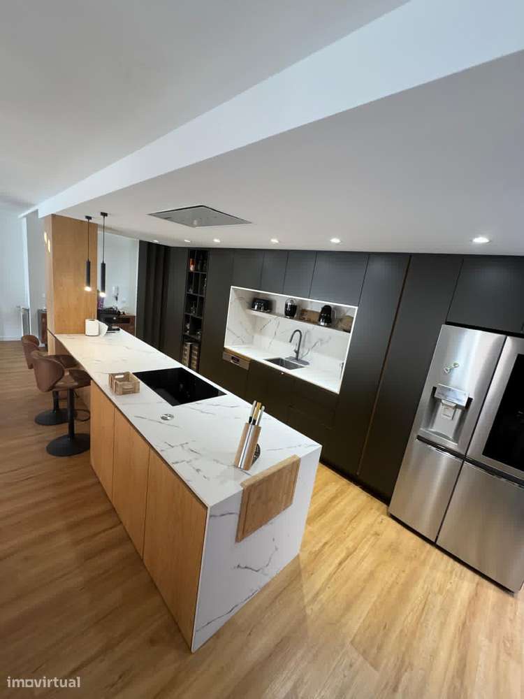 Apartamento T3 - 181m2- Localizado no Centro de Esposende-7