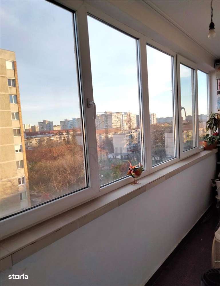 TORONTALULUI - ETAJ 6 - LIFT - 3 camere - decomandat - debara - clima - Imagine principală: 4/9