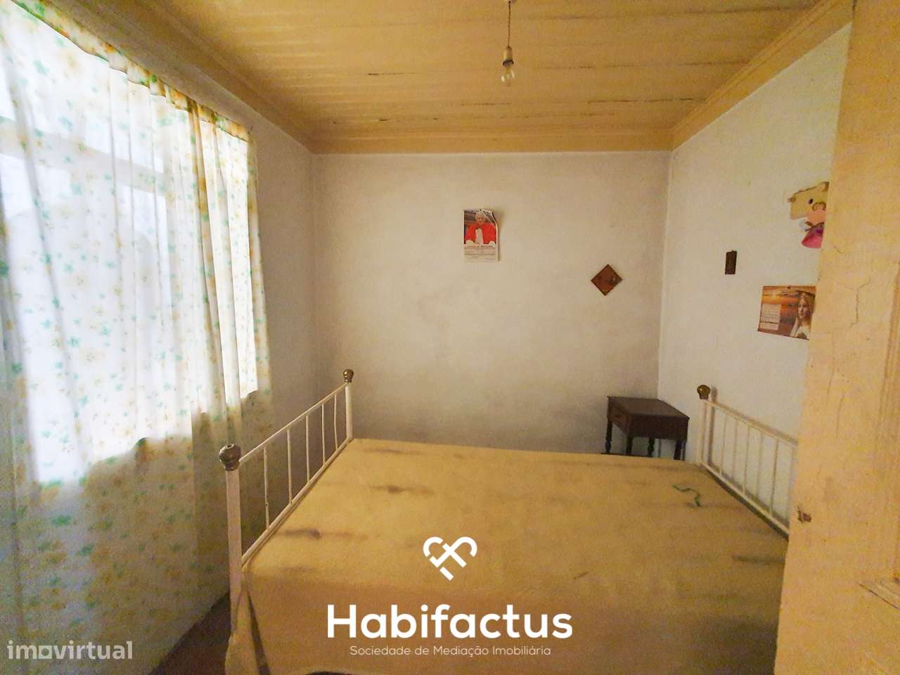 Moradia T3 à venda para Renovação em Paranhos da Beira - Seia-15