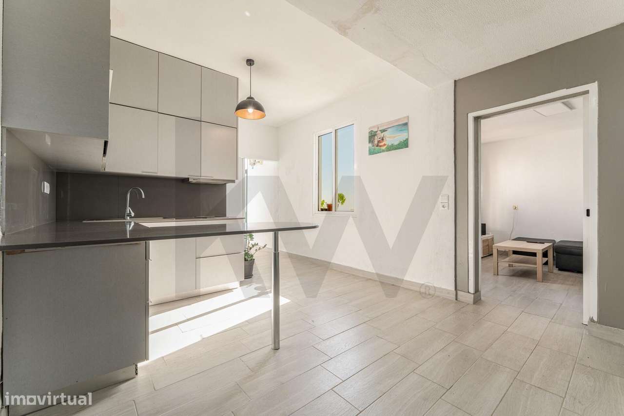 Moradia T1+1 em São Roque com fantástica vista mar-11