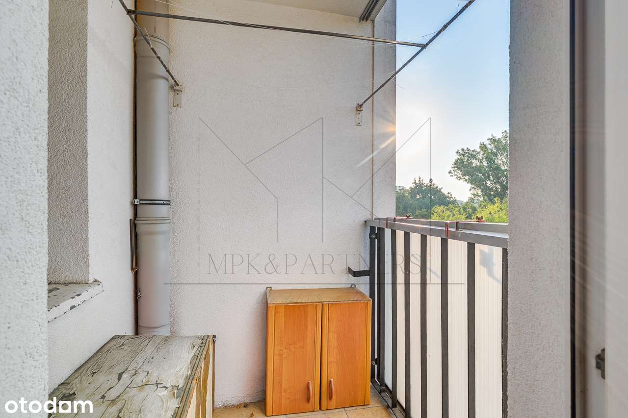 Dwustronne!, Przestronne, 3 pokojowe mieszkanie 20 minut od centrum!-3