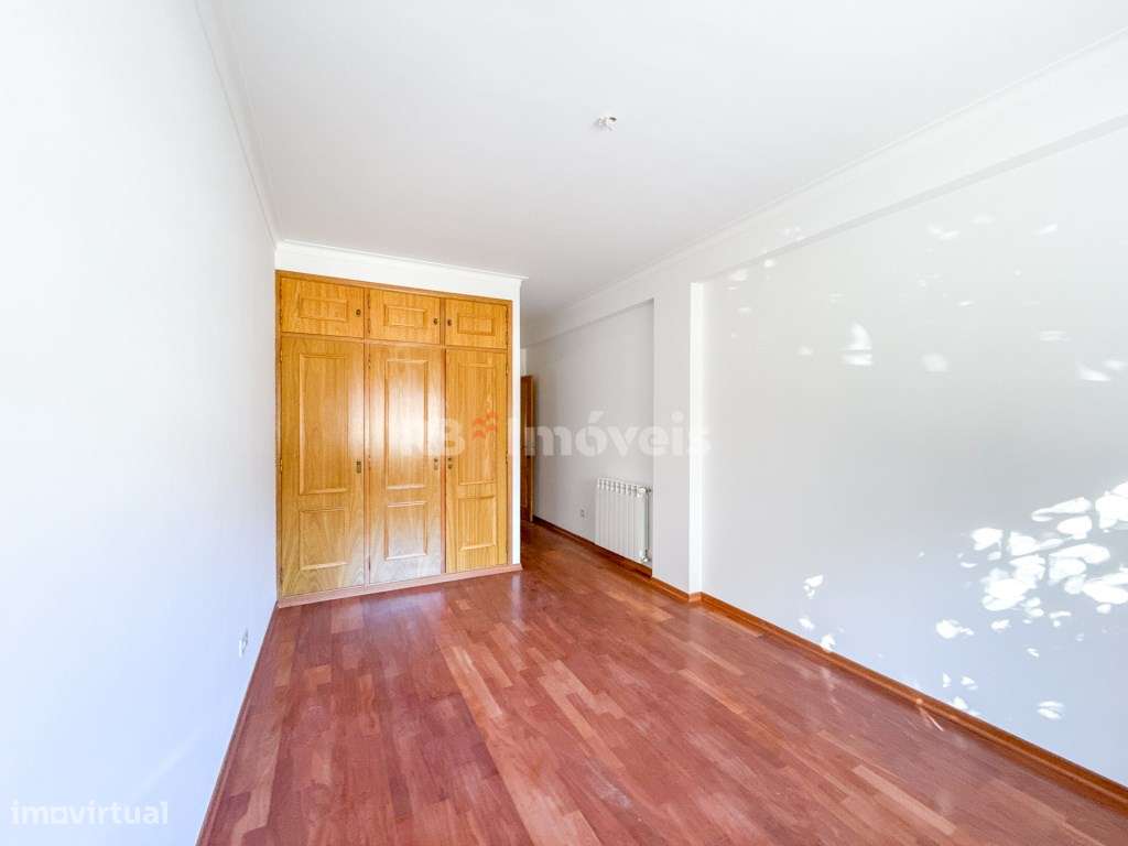 Apartamento T3 novo com garagem-15