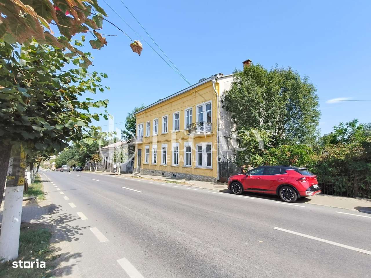 VÂNZARE/SCHIMB CU TEREN  - Clădire interbelică, centru oraș Siret-14