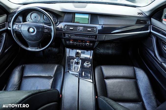 BMW Seria 5 520d xDrive - 8