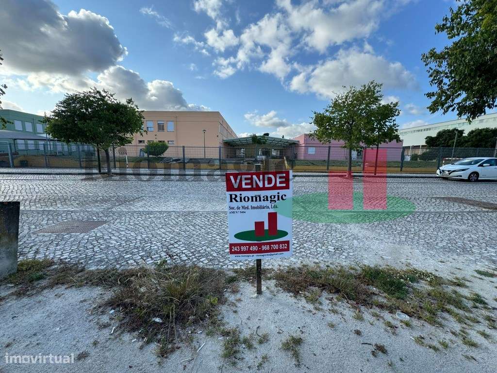 Lote Terreno para Construção de Edifício - Grande imagem: 3/32