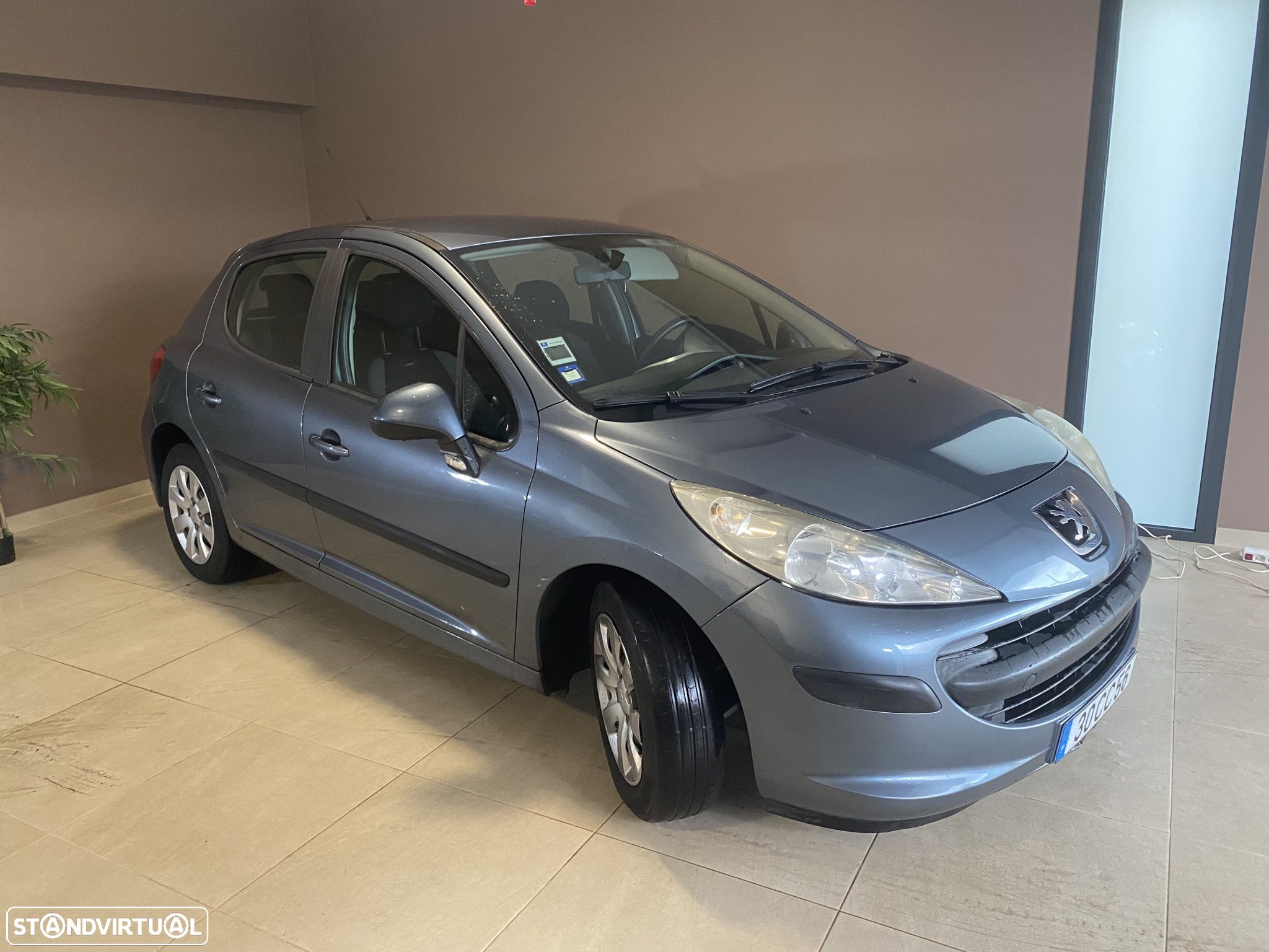 Peugeot 207 1.4 16V Trendy - 1