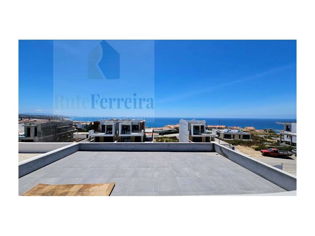 Moradia T4 Nova na Ericeira com Piscina!!!!-31