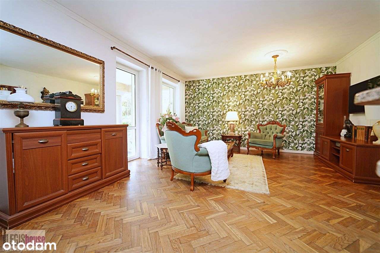 Obiekt O Funkcji Handlowo - Usługowej* Hala* Dom-14