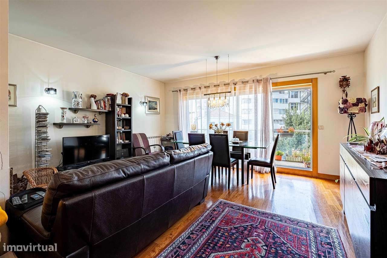 Apartamento T2 na zona da Boavista - Grande imagem: 1/24