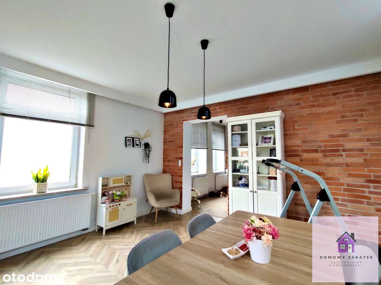 Przestronne, klimatyczne mieszkanie w centrum-11