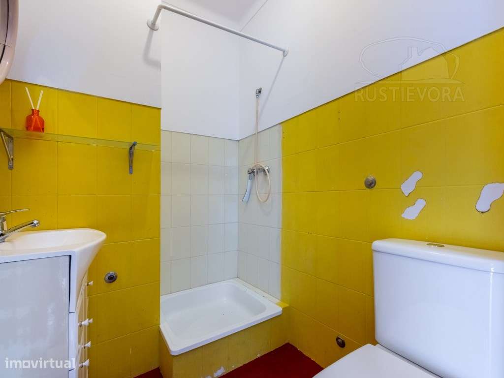 Moradia Unifamiliar T4 com quintal e terraço | Évora-22