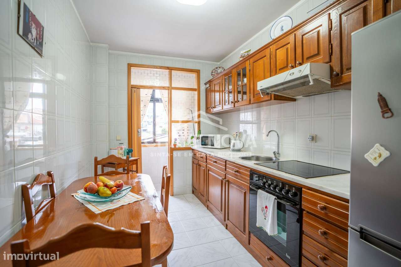 Apartamento T2 Usado em otimo estado em Oliveira do Douro-9