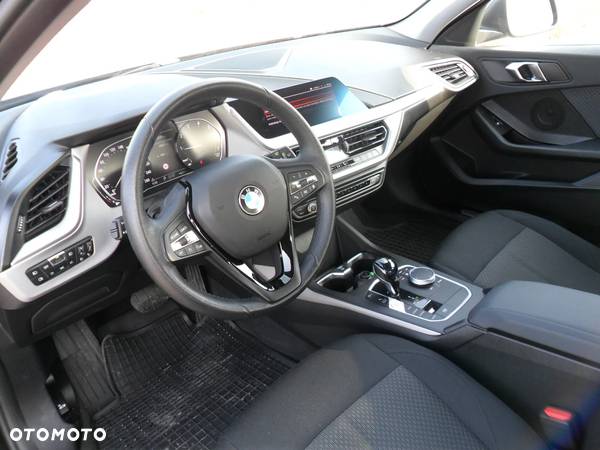 BMW Seria 1 118i Advantage - 11