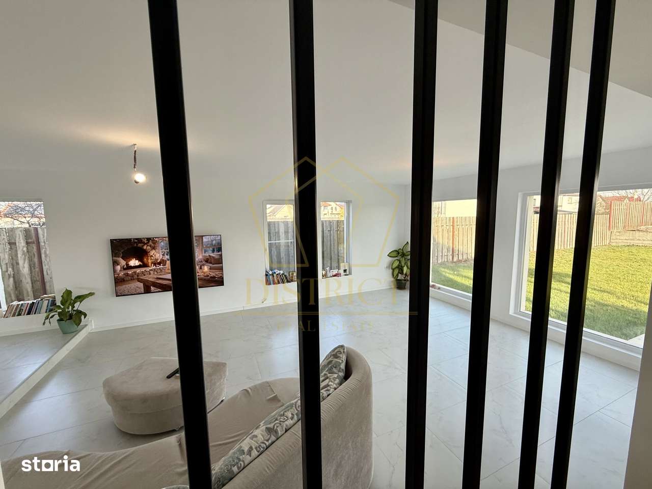 Vila cu 6 camere eficienta energetic 265 mp utili | Sacalaz | E-V - Imagine principală: 5/17